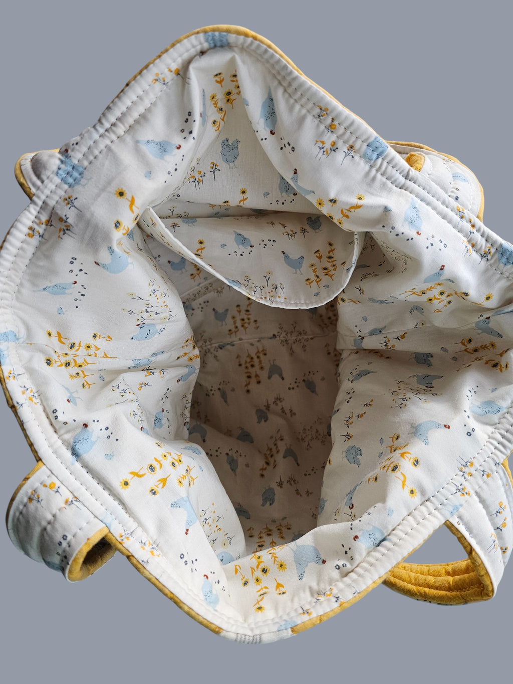 Vintage Quilted Tote Bag w/Hens