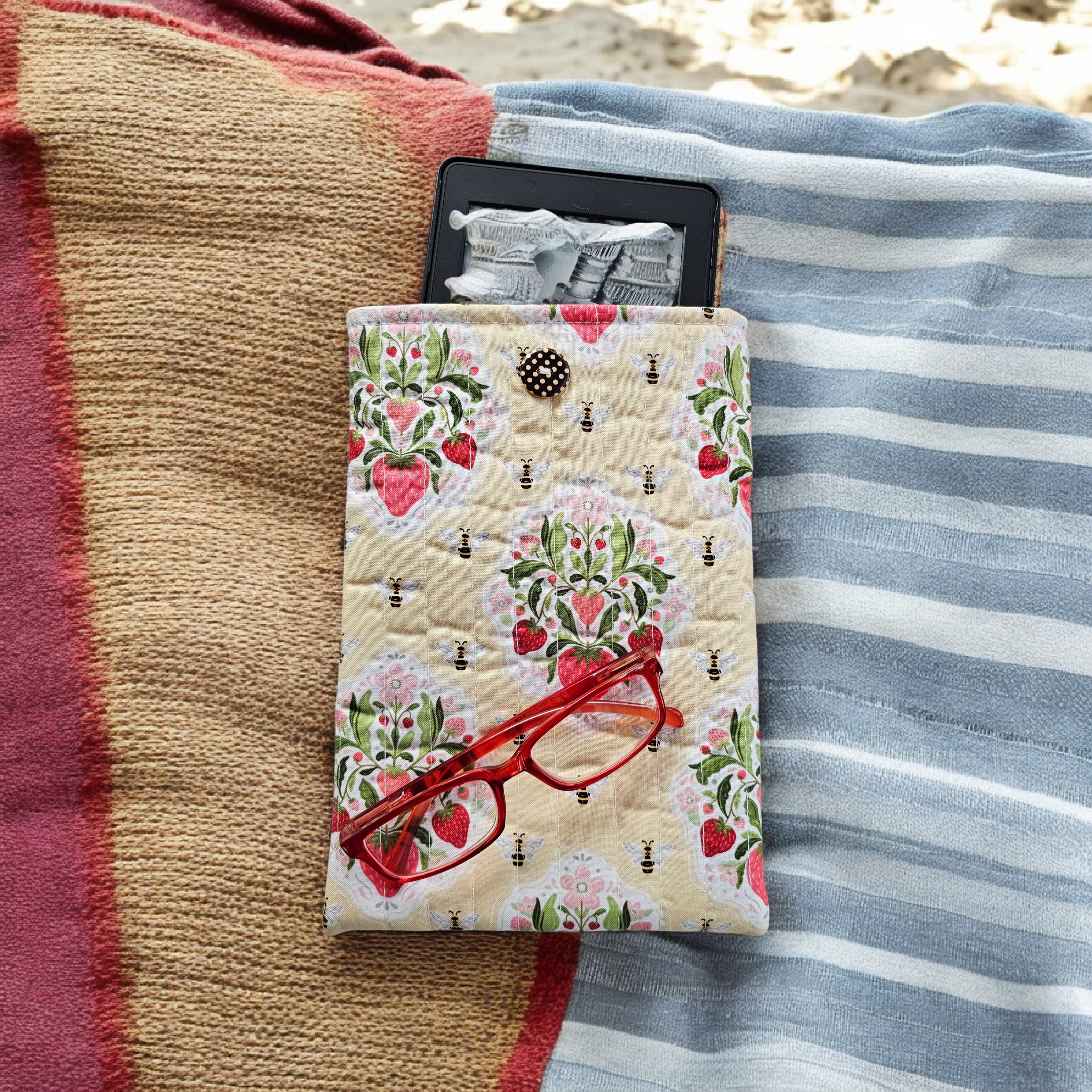 Quilted Book/e-Reader Sleeve - Medium