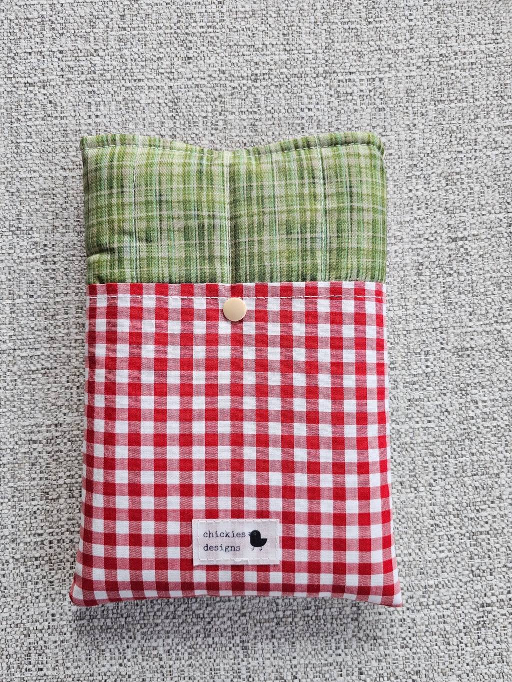 Quilted Book/e-Reader Sleeve - Medium