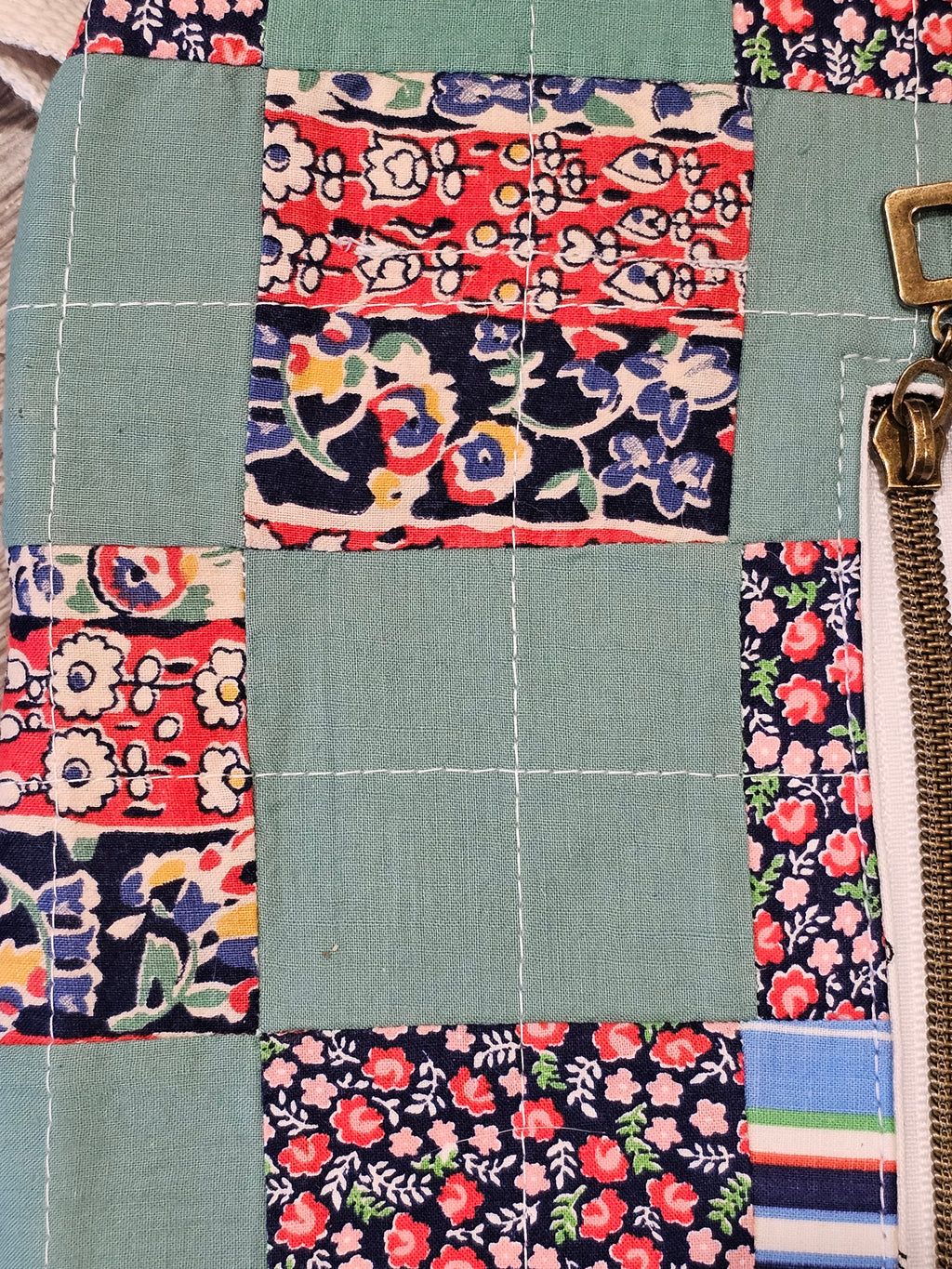 Mini Traveler Sling - Vintage Fabrics