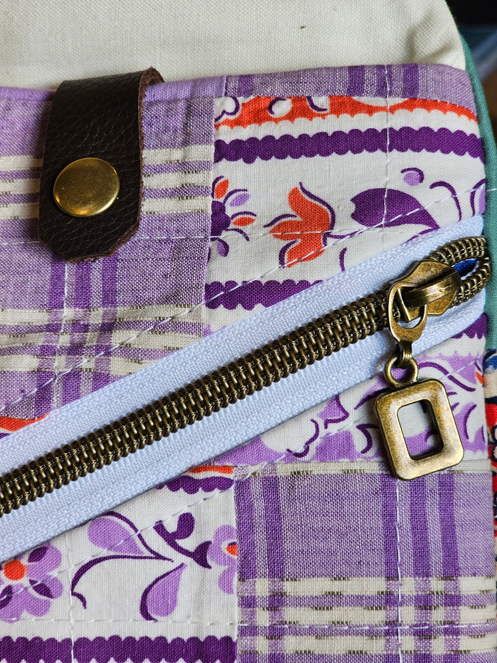 Mini Traveler Sling - Vintage Fabrics